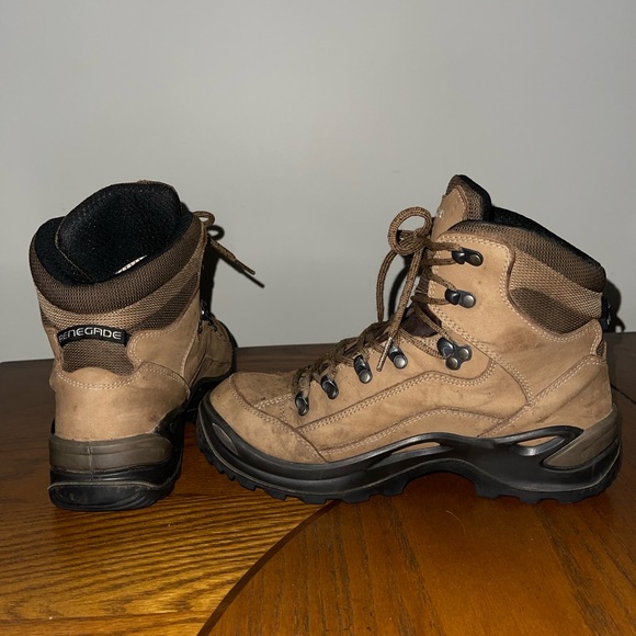Lowa Renegade GTX wide size 8 - Picture 5 of 6